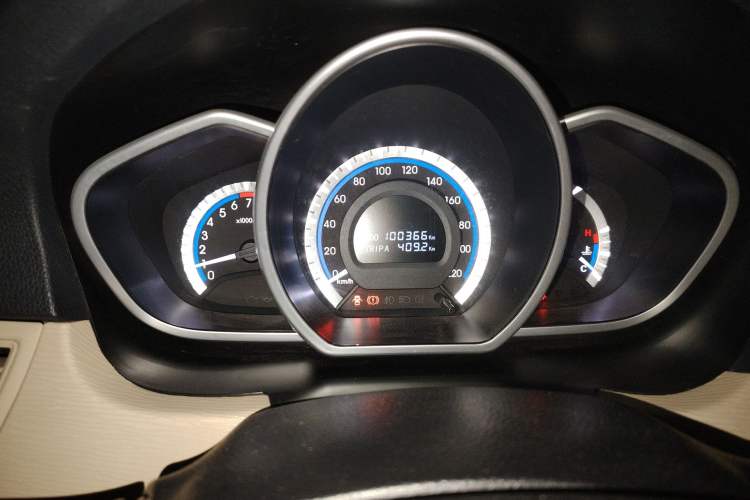 Used Soueast V6 Lingshi 2013 1.5L Manual Comfort Edition Instrument Cluster