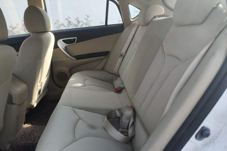 Used Soueast V6 Lingshi 2013 1.5L Manual Comfort Edition Left Rear Seat