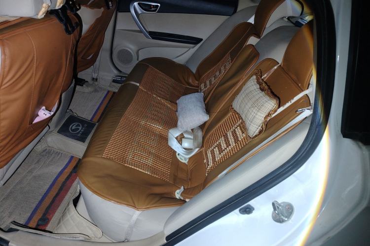 Used Soueast V6 Lingshi 2013 1.5L Manual Comfort Edition Left Rear Seat