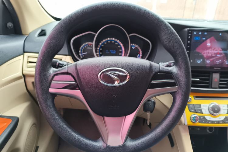 Used Soueast V6 Lingshi 2013 1.5L Manual Comfort Edition Steering Wheel