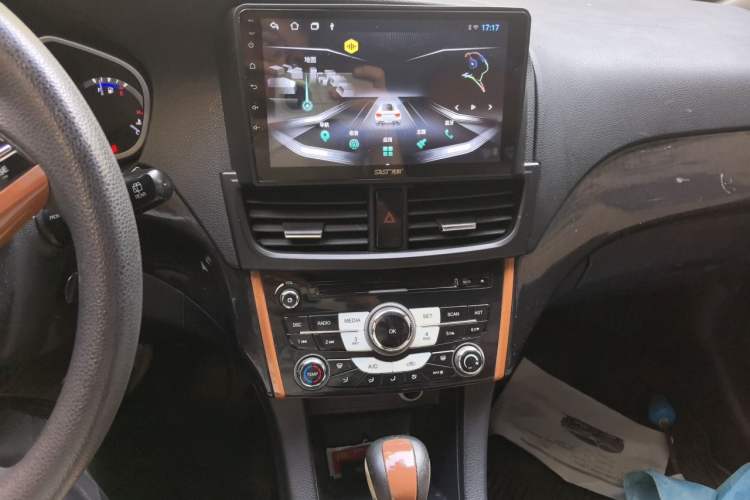 Used Soueast V6 Lingshi 2013 1.5L CVT Flagship Edition Audio And AC Panel