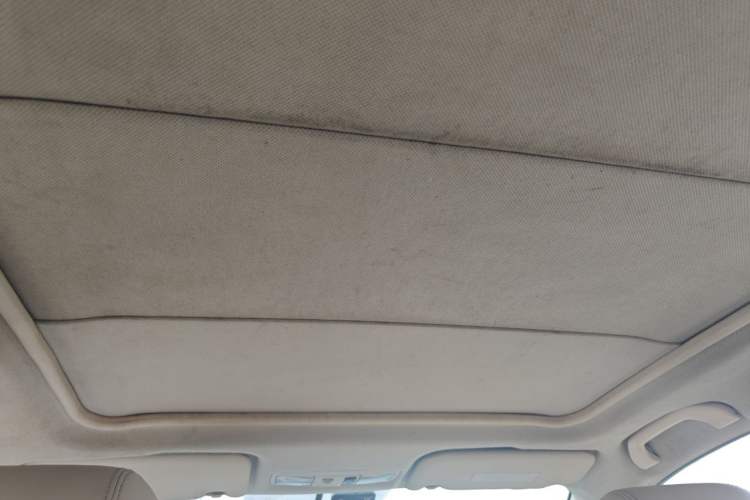 Used Soueast V6 Lingshi 2013 1.5L CVT Standard Edition Headliner