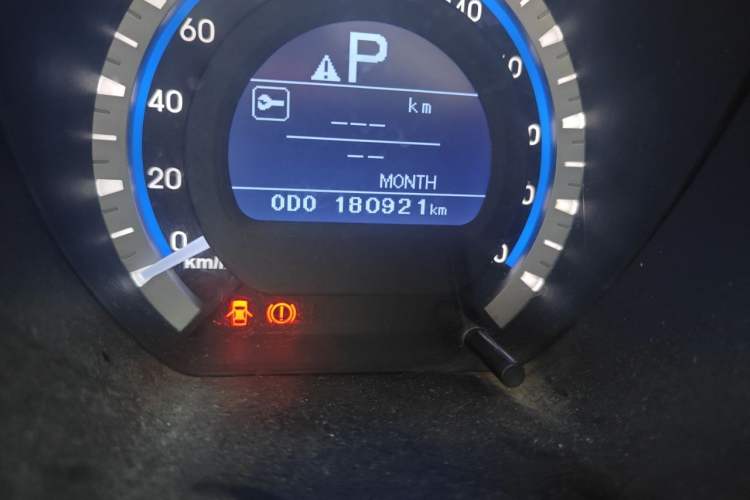 Used Soueast V6 Lingshi 2013 1.5L CVT Standard Edition Odometer Close Up