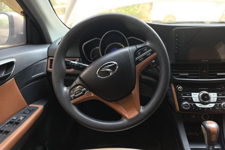 Used Soueast V6 Lingshi 2013 1.5L CVT Flagship Edition Steering Wheel