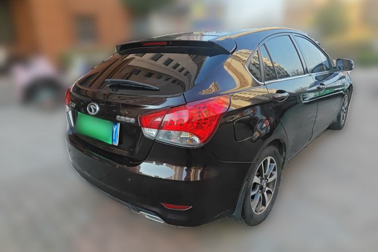 Used Soueast V6 Lingshi 2014 1.5L Manual Luxury Edition for Women Rear Right 45 Deg