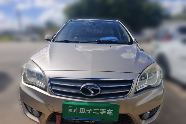 Used Soueast V6 Lingshi 2014 1.5L Manual Luxury Edition for Women Front