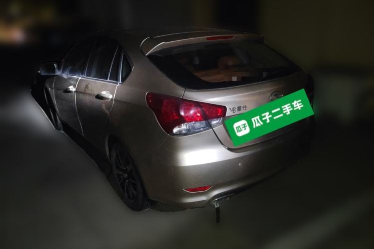 Used Soueast V6 Lingshi 2014 1.5L Manual Luxury Edition for Women Rear Left 45 Deg