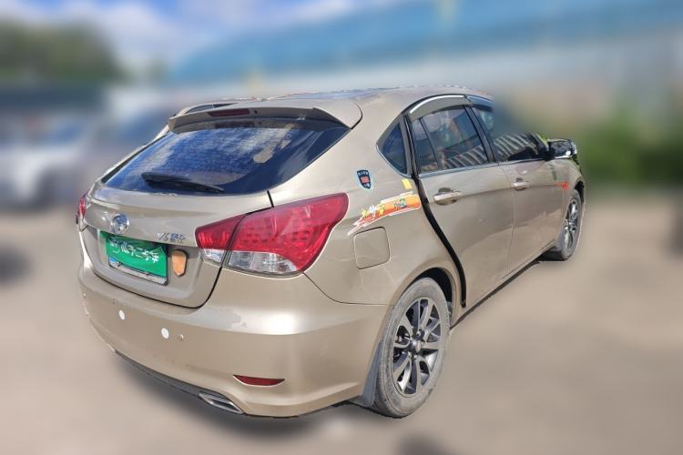 Used Soueast V6 Lingshi 2014 1.5L Manual Luxury Edition for Women Rear Right 45 Deg