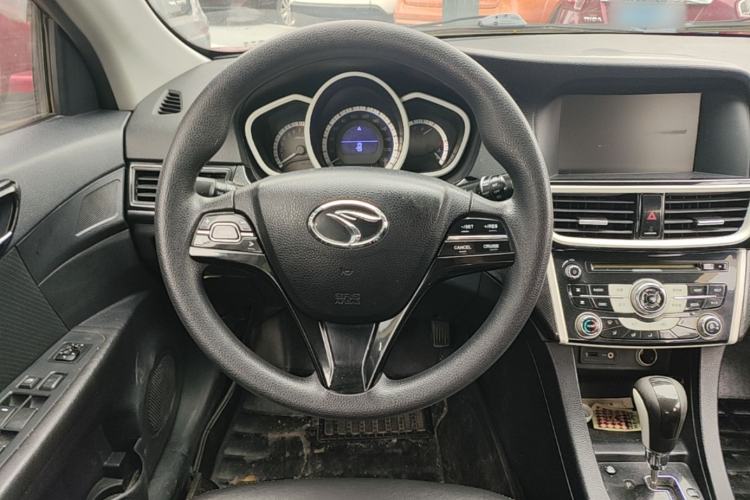Used Soueast V6 Lingshi 2014 1.5T CVT Smart Control Version Steering Wheel