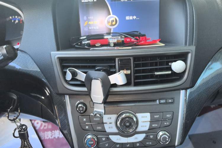 Used Soueast V6 Lingshi 2014 1.5T Manual Qukong Edition Audio And AC Panel