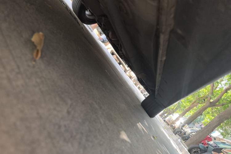 Used Soueast V6 Lingshi 2014 1.5T Manual Qukong Edition Chassis Rear Right