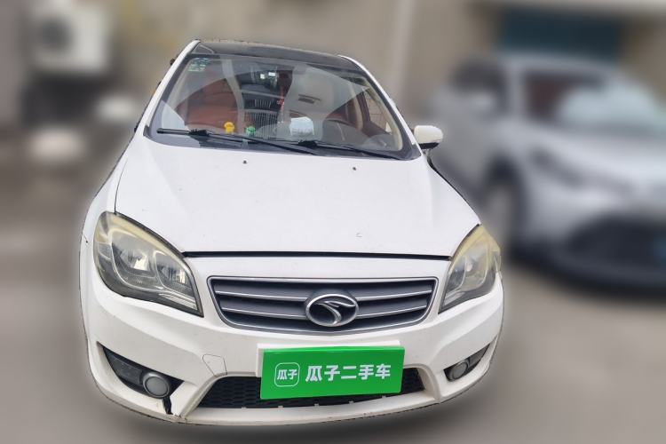 Used Soueast V6 Lingshi 2014 1.5L Manual Luxury Edition for Women Front