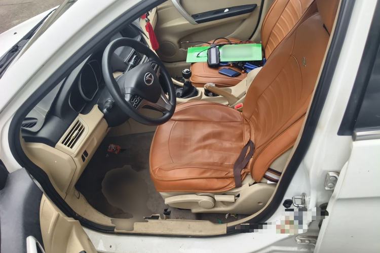 Used Soueast V6 Lingshi 2014 1.5L Manual Luxury Edition for Women Left Front Seat