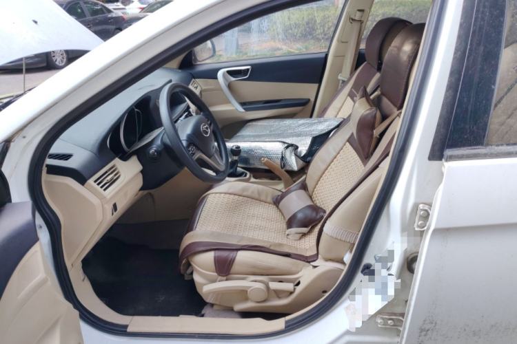 Used Soueast V6 Lingshi 2014 1.5L Manual Luxury Edition for Women Left Front Seat