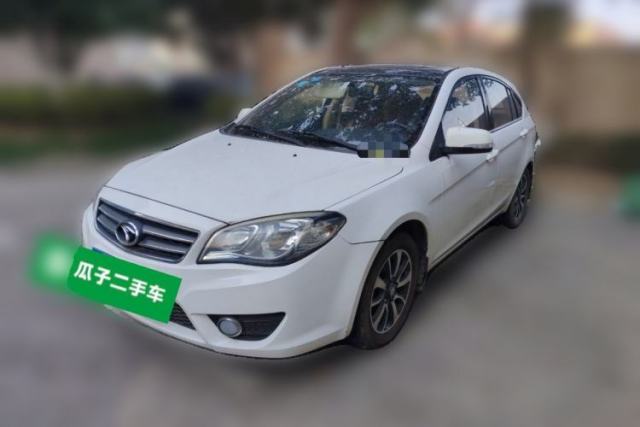 Used Soueast V6 Lingshi 2014 1.5L Manual Luxury Edition for Women