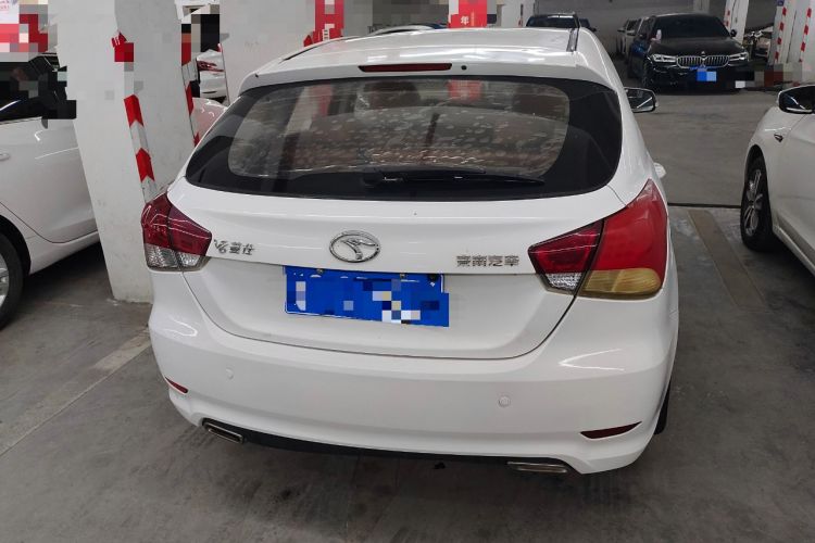 Used Soueast V6 Lingshi 2014 1.5L Manual Luxury Edition for Women Rear