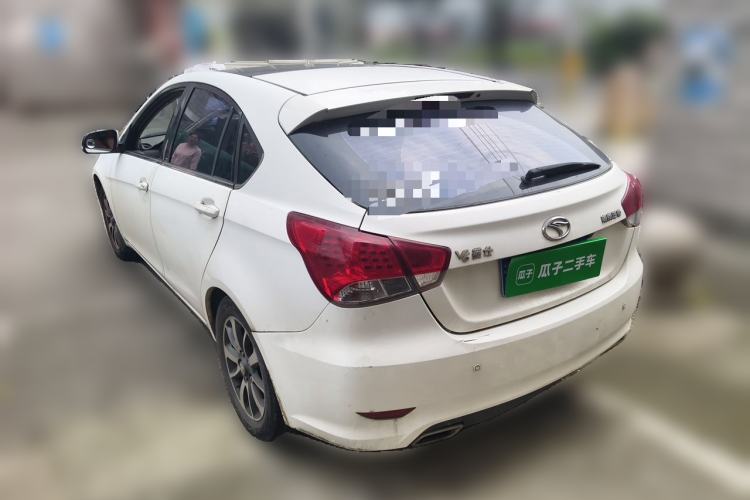 Used Soueast V6 Lingshi 2014 1.5L Manual Luxury Edition for Women Rear Left 45 Deg