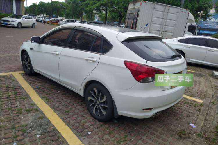 Used Soueast V6 Lingshi 2014 1.5T CVT FunControl Edition Rear Left 45 Deg