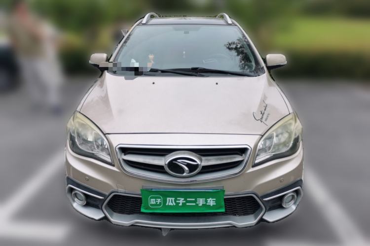 Used Soueast V6 Lingshi 2015 CROSS 1.5L Manual ZhiZun Model Front
