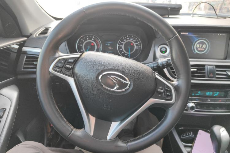 Used Soueast V6 Lingshi 2015 CROSS 1.5L CVT ZhiZun Model Steering Wheel
