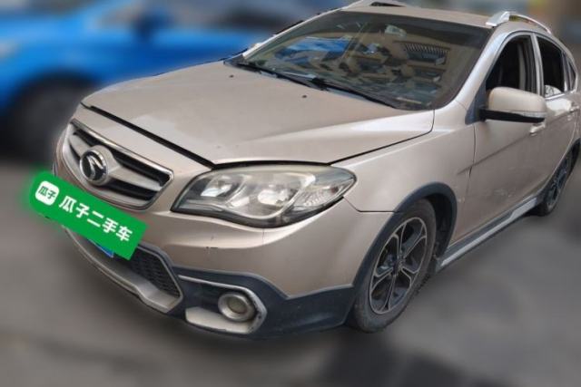Soueast V6 Lingshi 2015 CROSS 1.5L CVT Smart & Fun Model с пробегом