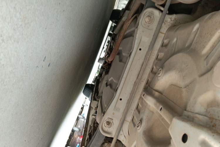 Used Soueast V6 Lingshi 2015 CROSS 1.5L Manual Smart Edition Chassis Rear