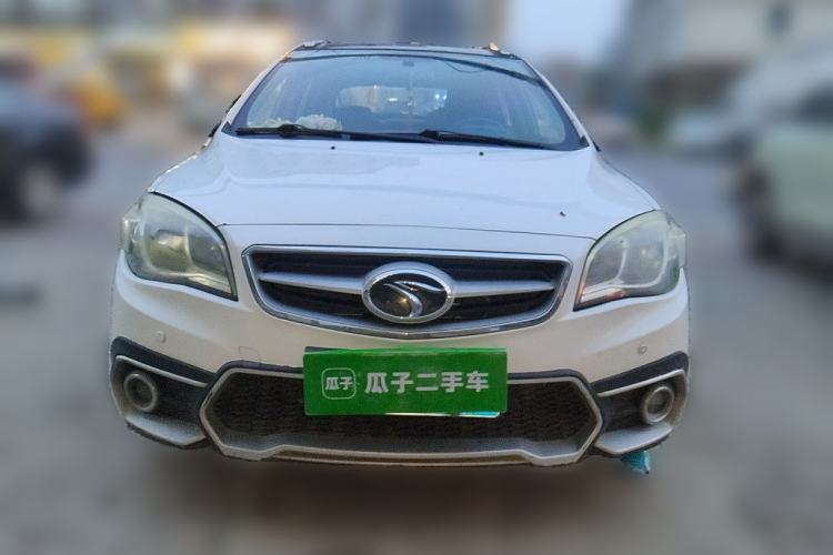 Used Soueast V6 Lingshi 2015 CROSS 1.5L Manual ZhiZun Model Front