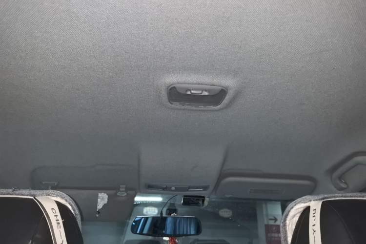 Used Soueast V6 Lingshi 2015 CROSS 1.5L Manual Smart Edition Headliner