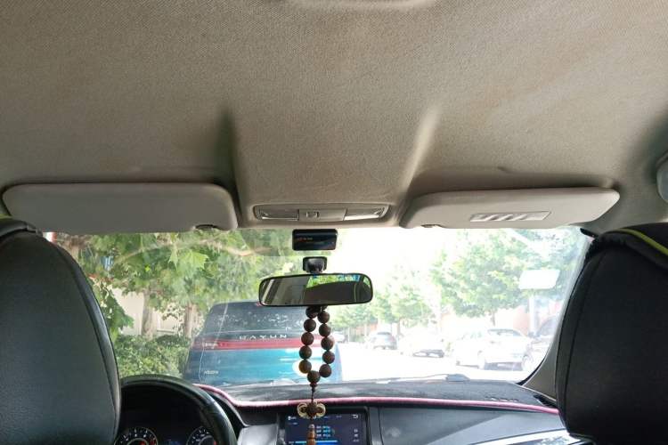 Used Soueast V6 Lingshi 2015 CROSS 1.5L Manual Smart Edition Headliner