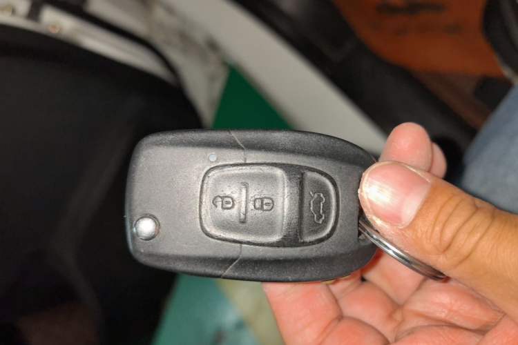 Used Soueast V6 Lingshi 2015 CROSS 1.5L Manual Smart Edition Vehicle Key