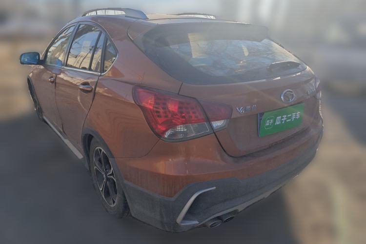 Used Soueast V6 Lingshi 2015 CROSS 1.5L Manual ZhiZun Model Rear Left 45 Deg