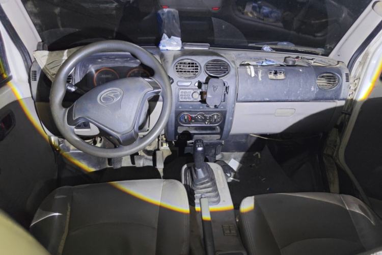 Used Soueast Xiwang 2011 1.3L (Dong'an Engine) Standard Version Center Console