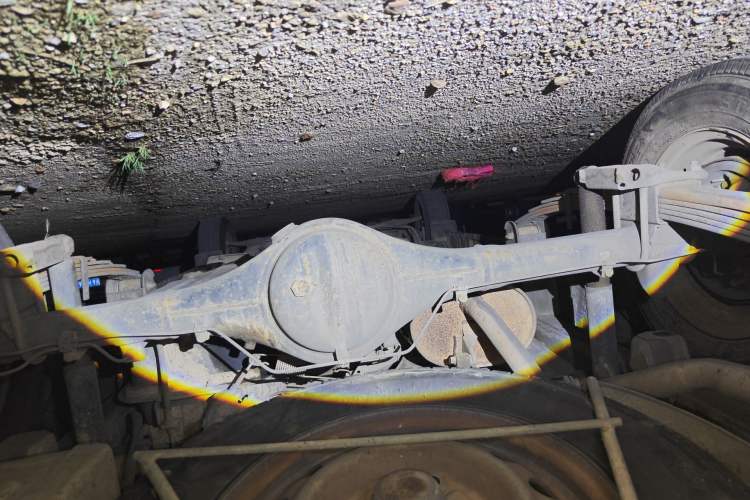 Used Soueast Xiwang 2011 1.3L (Dong'an Engine) Standard Version Chassis Rear