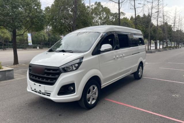 Used SRM Gold Hiace 2024 2.0L Travel Lion 9-Seater Central Air Conditioning