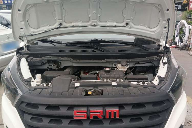 Used SRM Gold Hiace M Classic 2022 1.5L Travel Lion Passenger Vehicle 5 Seats Engine Bay