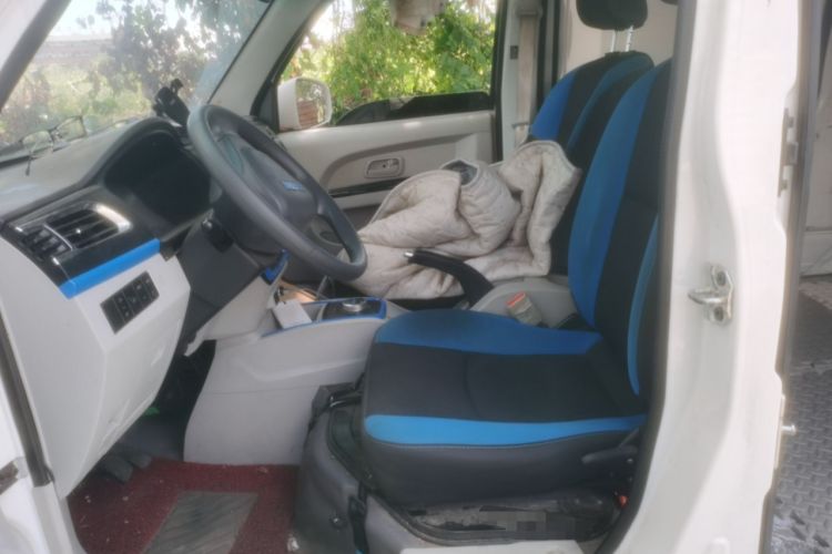 Used SRM Haoyun 2023 Entrepreneurial Van Left Front Seat