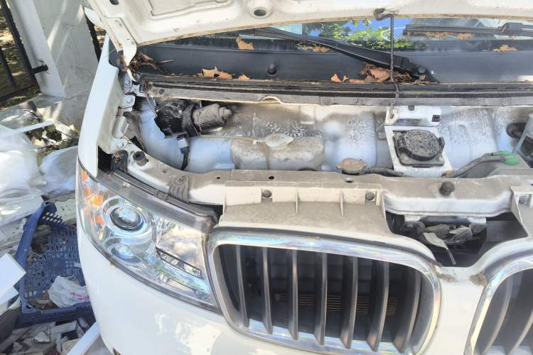 Used SRM Haoyun 1 2022 Launch Edition Engine Bay Right