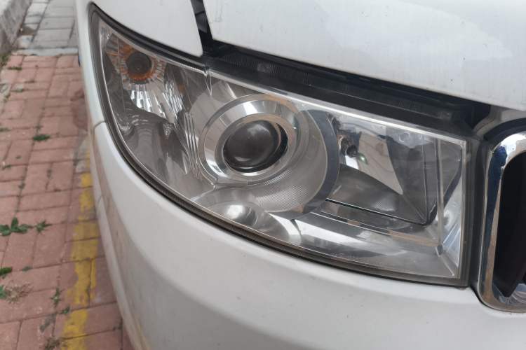 Used SRM Haoyun 1 2021 III Entrepreneurial Right Front Headlight