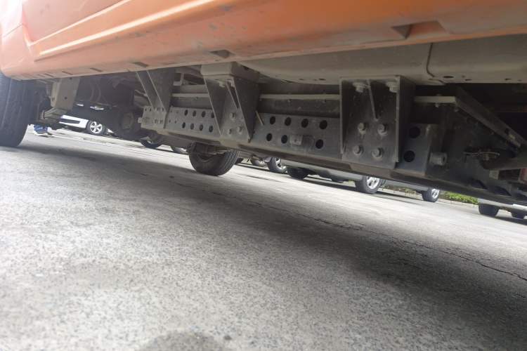 Used SRM Haoyun 1 2021 III Wealth Creation Type Chassis Front Right
