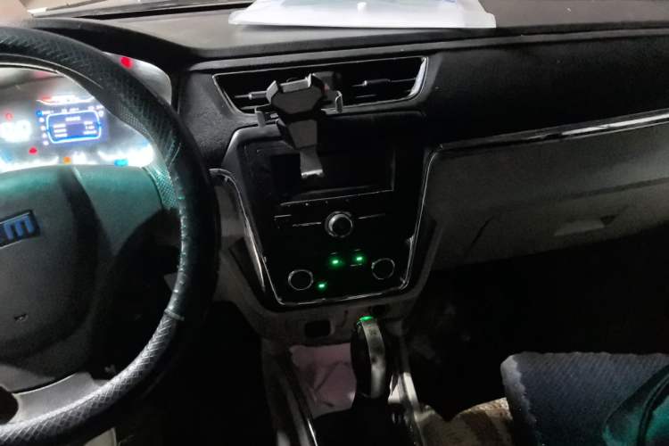 Used SRM Haoyun 1 2019 Wealth Creation Model Audio And AC Panel