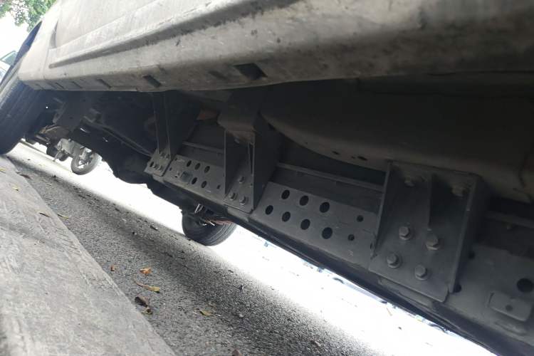 Used SRM Haoyun 1 2019 Wealth Creation Model Chassis Front Right