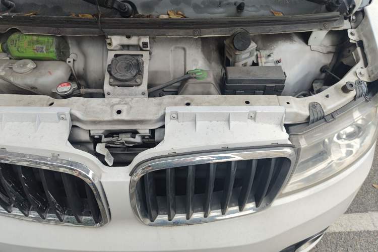 Used SRM Haoyun 1 2019 Wealth Creation Model Engine Bay Left