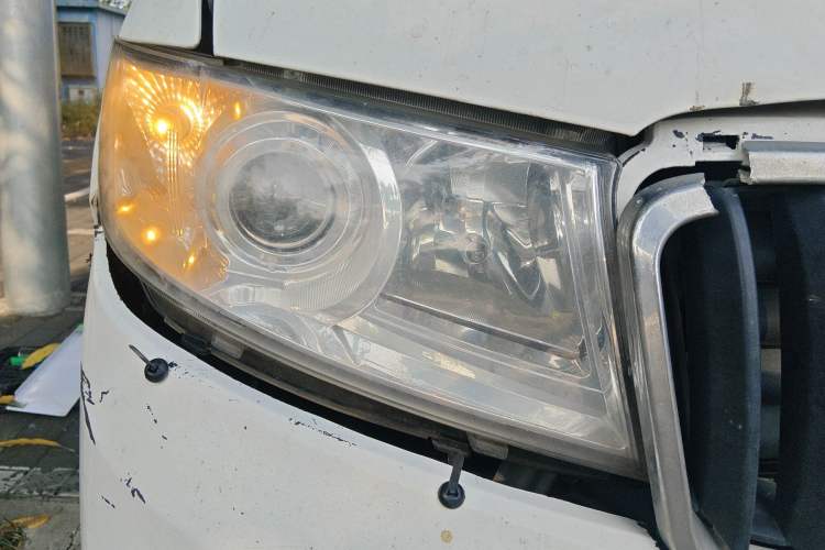 Used SRM Haoyun 1 2019 Wealth Creation Model Right Front Headlight