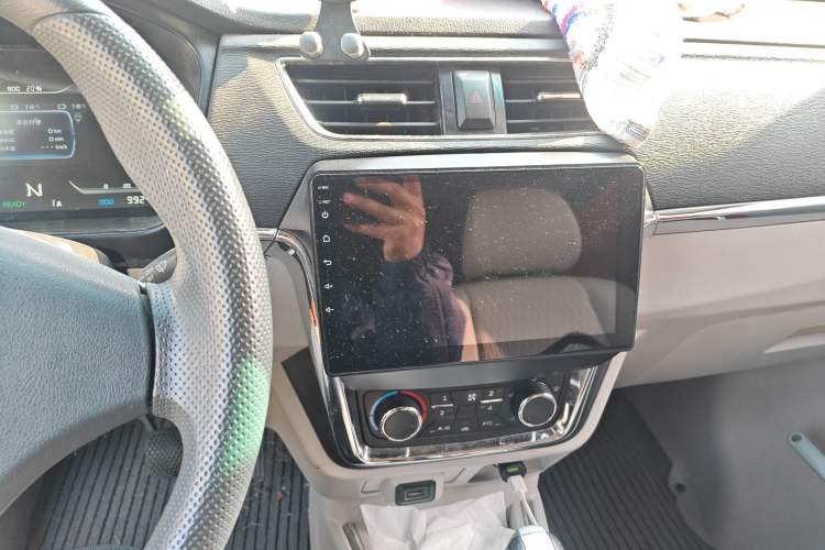 Used SRM Haoyun 1 2019 Wealth Creation Model Audio And AC Panel