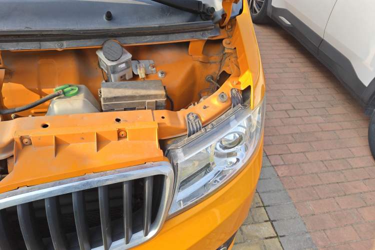 Used SRM Haoyun 1 2019 Wealth Creation Model Engine Bay Left