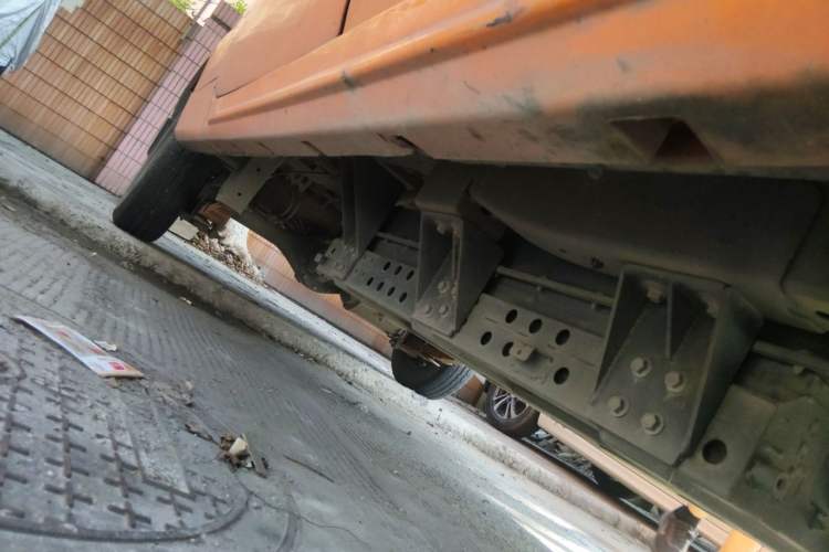 Used SRM Haoyun 1 2021 III Entrepreneurial Chassis Front Right