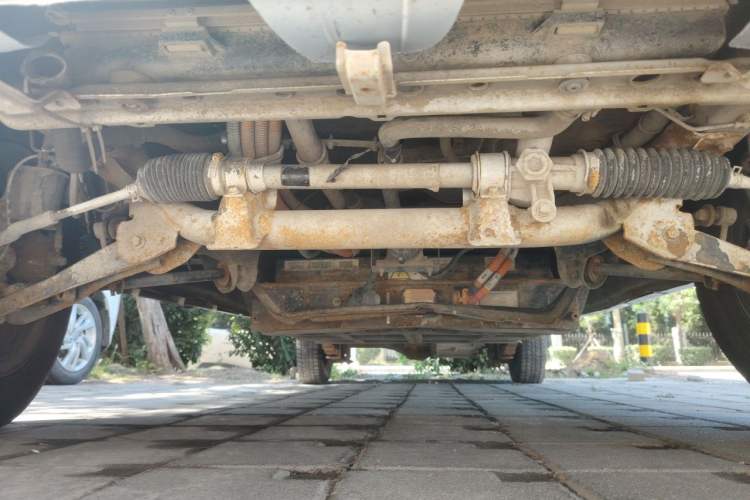 Used SRM Haoyun 1 2021 III Entrepreneurial Chassis Front