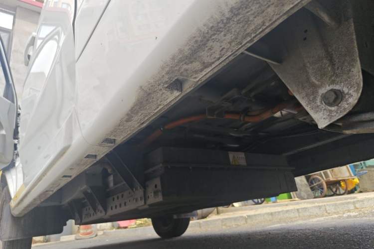 Used SRM Haoyun 1 2021 III Entrepreneurial Chassis Rear Left