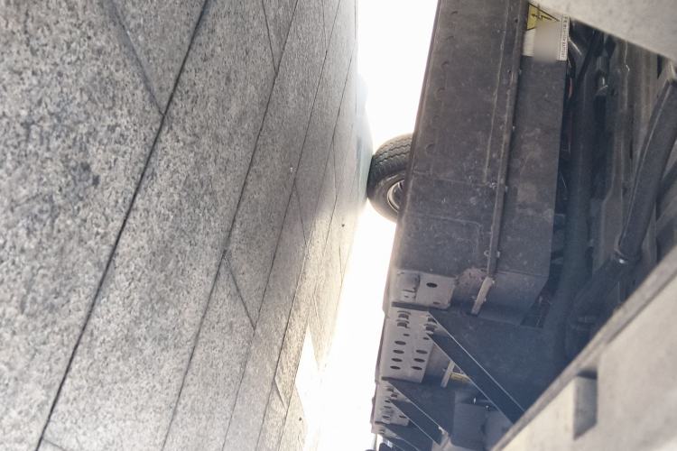 Used SRM Haoyun 1 2021 III Entrepreneurial Chassis Rear Right