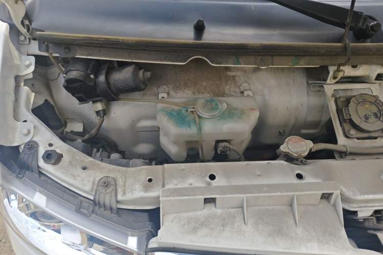 Used SRM Haoyun 1 2021 III Entrepreneurial Engine Bay Right